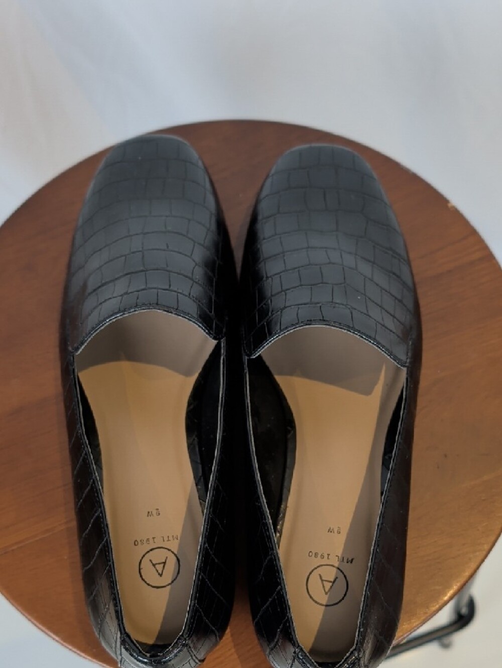NWT Chic Black Croc-Embossed Pointy Toe Flats – Brand New size 9W - Picture 12 of 12